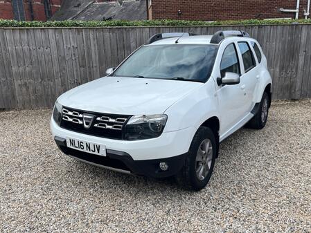 DACIA DUSTER 1.5 Laureate dCi 110 4x2